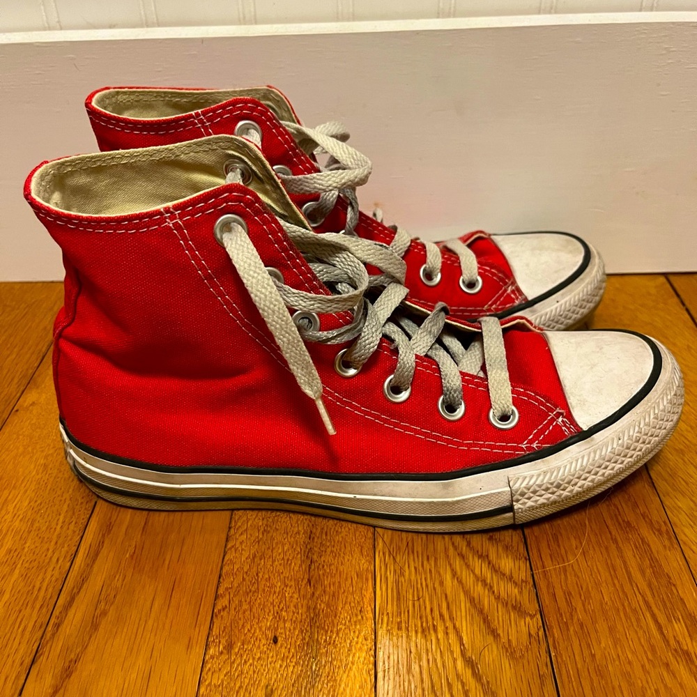 Women’s Red Converse